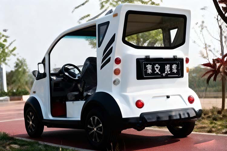 electric patrol cars 01